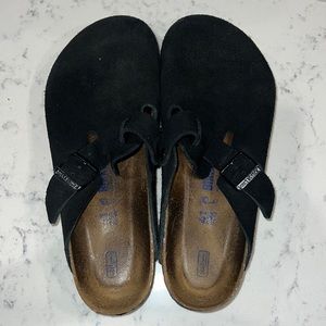 black boston soft footbed birkenstock clogs